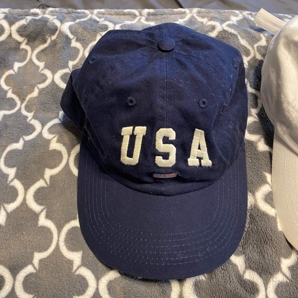 Brandy Melville American baseball cap!